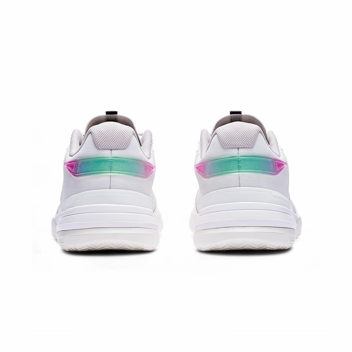 The Roger Advantage Z5 'White Ivory' On versatile athletic shoe designs