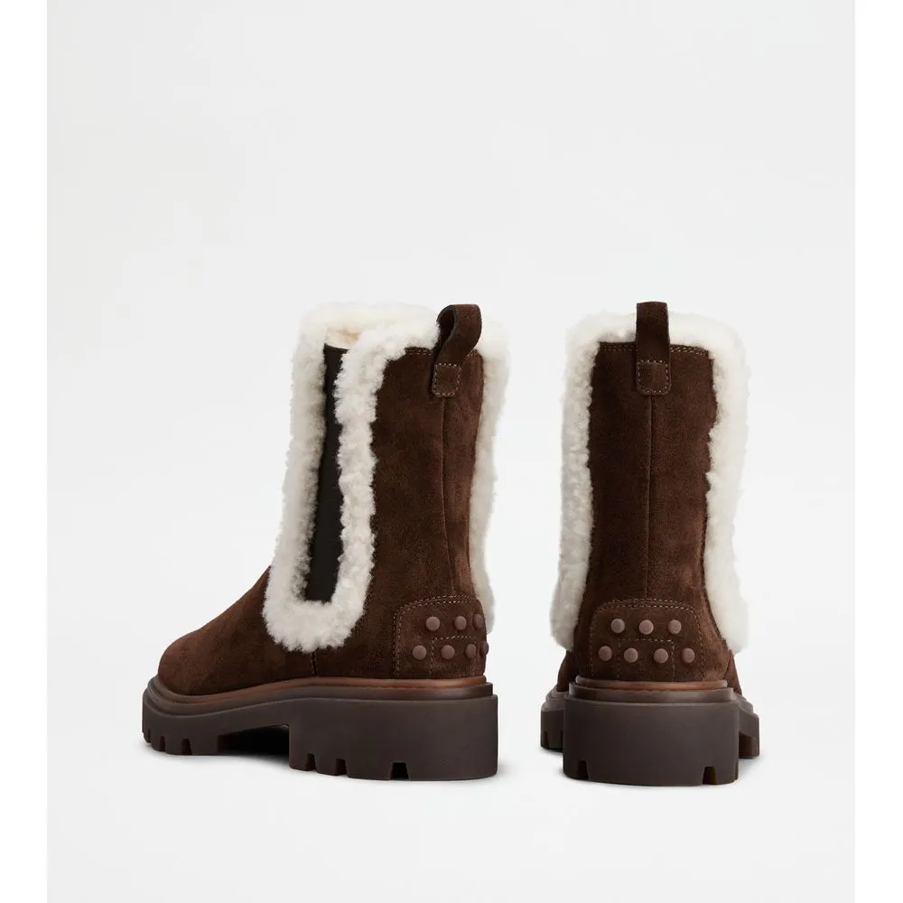 Tod's Chelsea Boots in Suede and Sheepskin