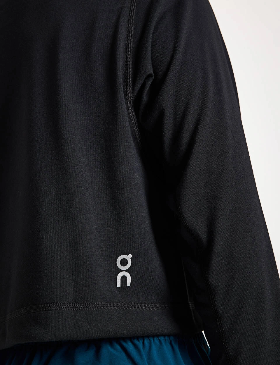 Train Long-T Crop - Black On versatile athletic shoe designs