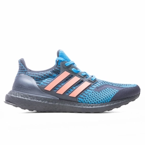 Ultraboost 5.0 DNA - Legend Ink/Turbo Classic Adidas sneakers with timeless style