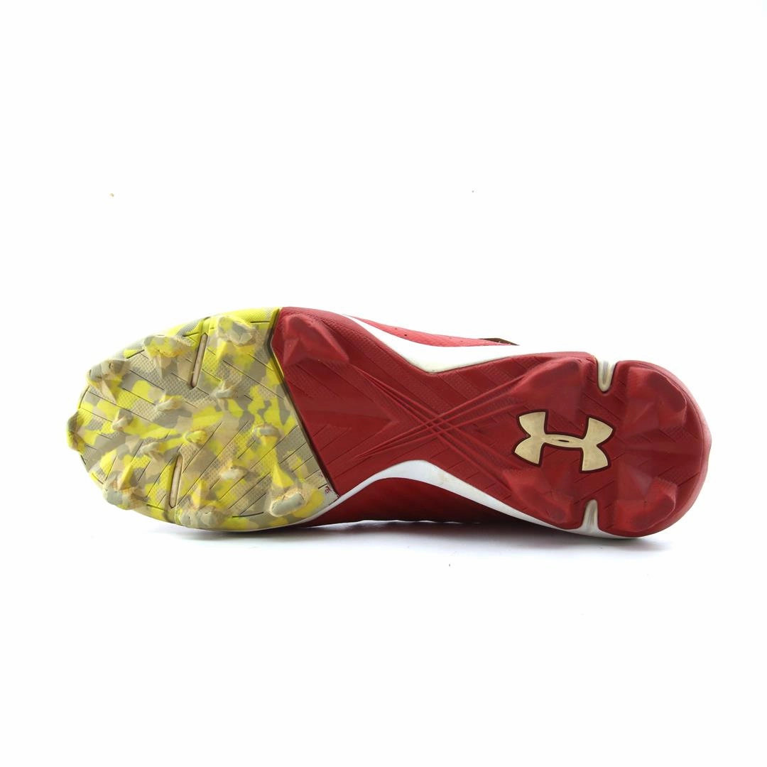 UNDER ARMOUR . Under Armour sport shoe shots