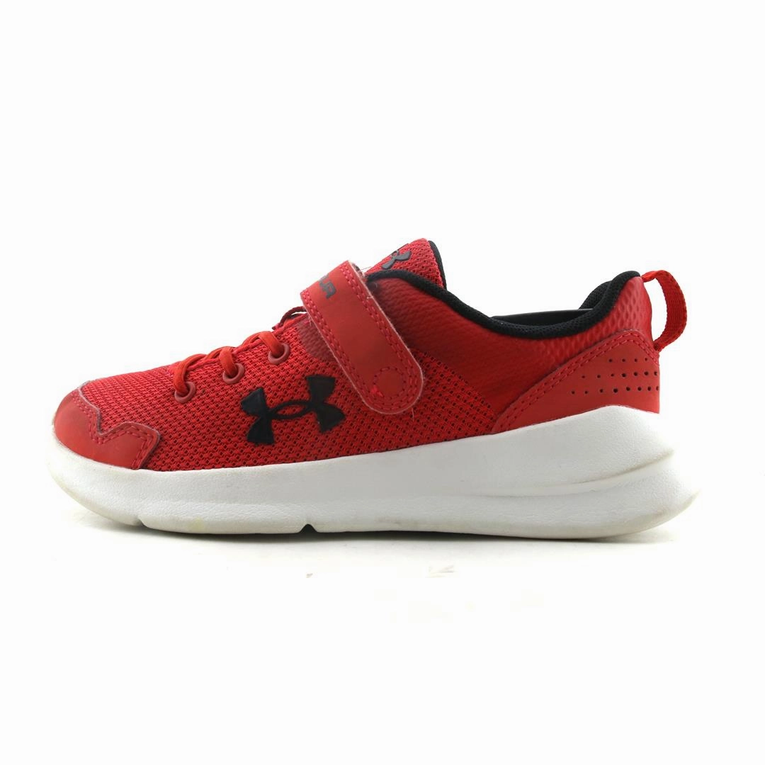 UNDER ARMOUR  ARMOUR ESSENTIAL Under Armour high-performance sport shoes