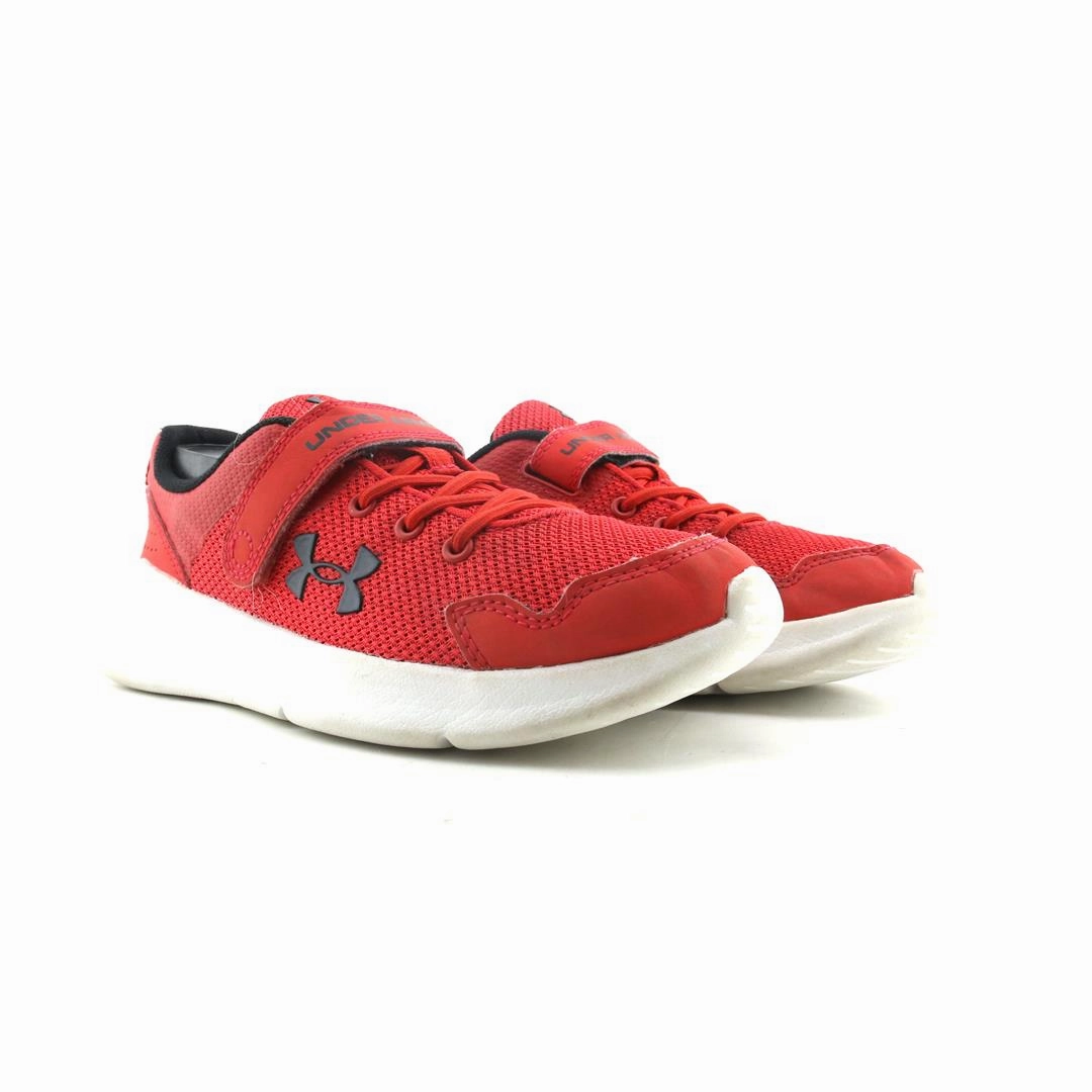 UNDER ARMOUR  ARMOUR ESSENTIAL Under Armour sport shoe shots
