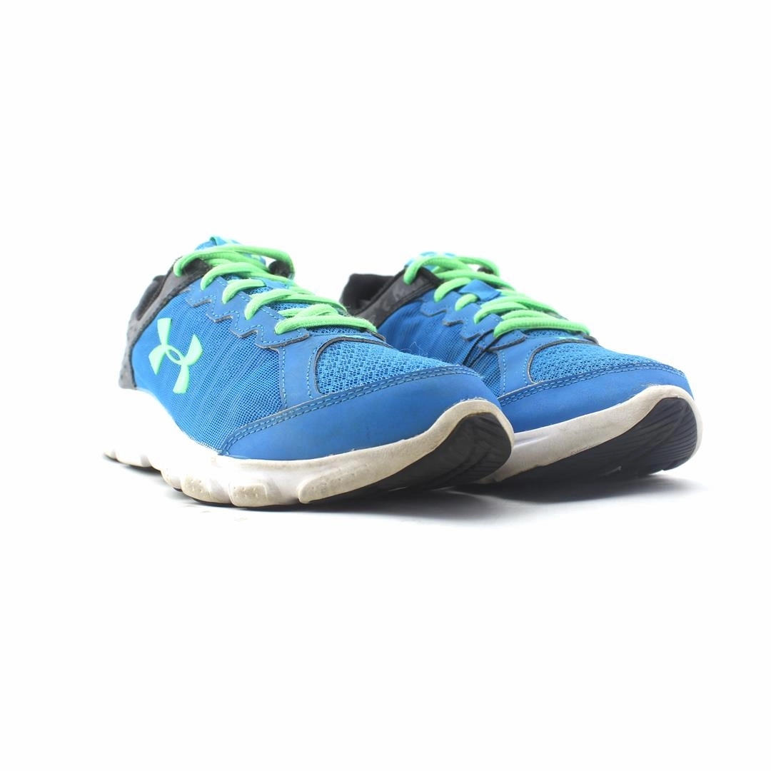 UNDER ARMOUR ASSERT 6 Under Armour trainer close-ups