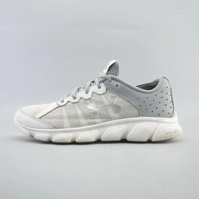 UNDER ARMOUR ASSERT 6 Under Armour supportive training shoes