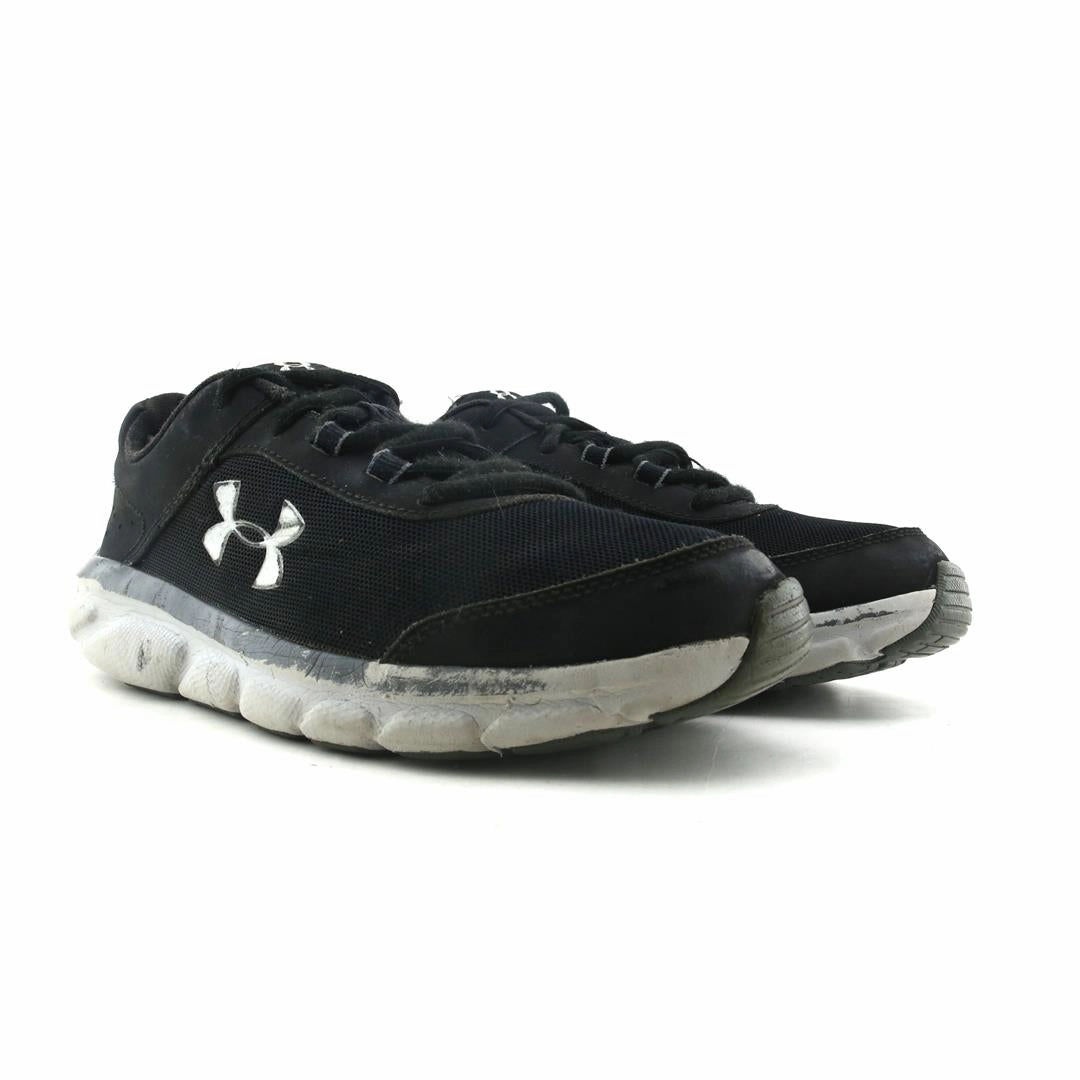 UNDER ARMOUR ASSERT 8 Under Armour trainer close-ups