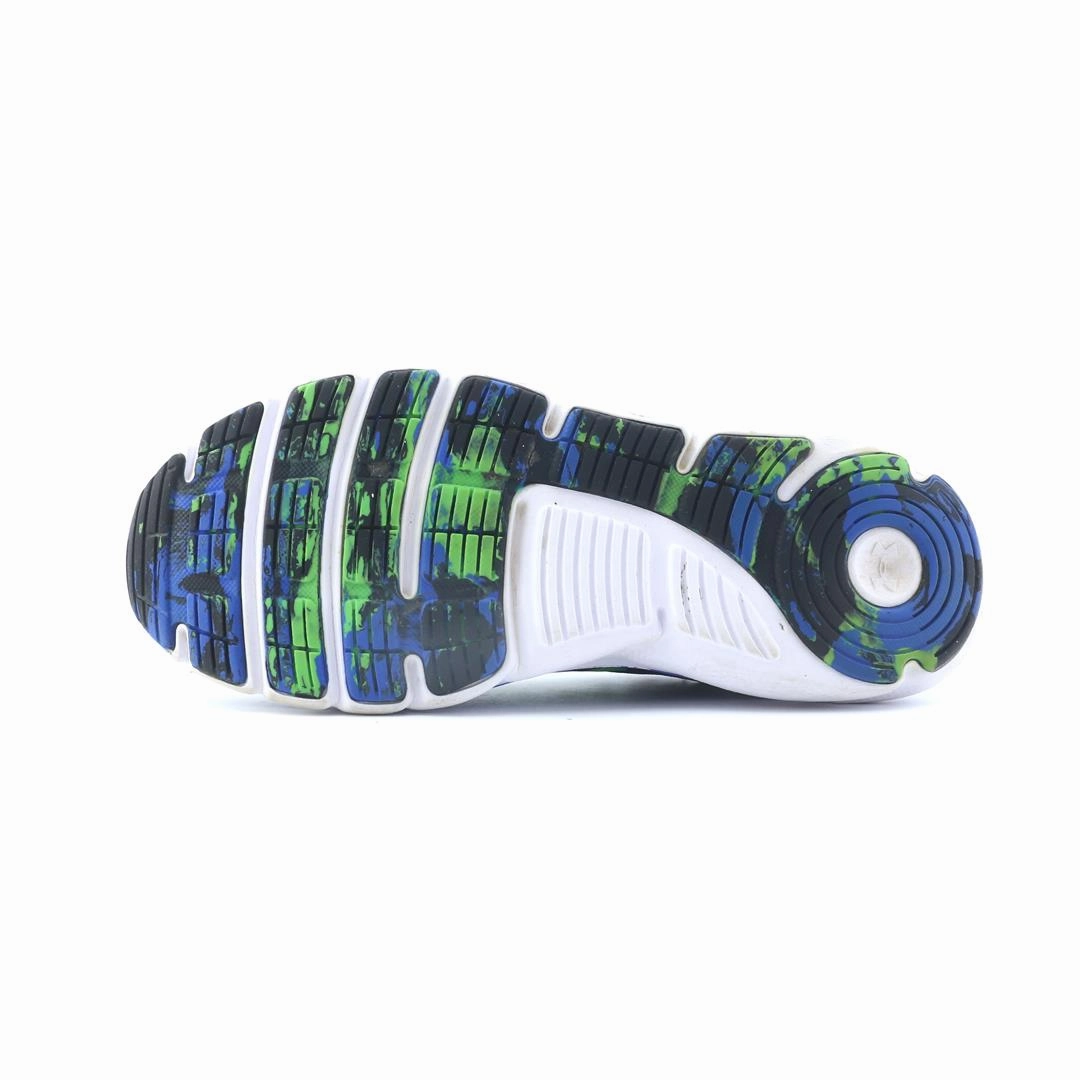 UNDER ARMOUR ASSERT 9 Under Armour sport shoe shots