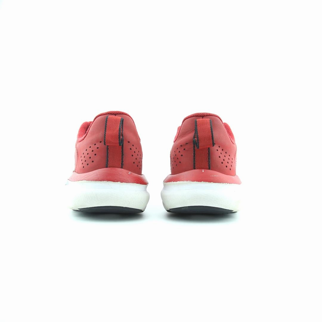 UNDER ARMOUR ASSERT 9 Under Armour sport shoe shots