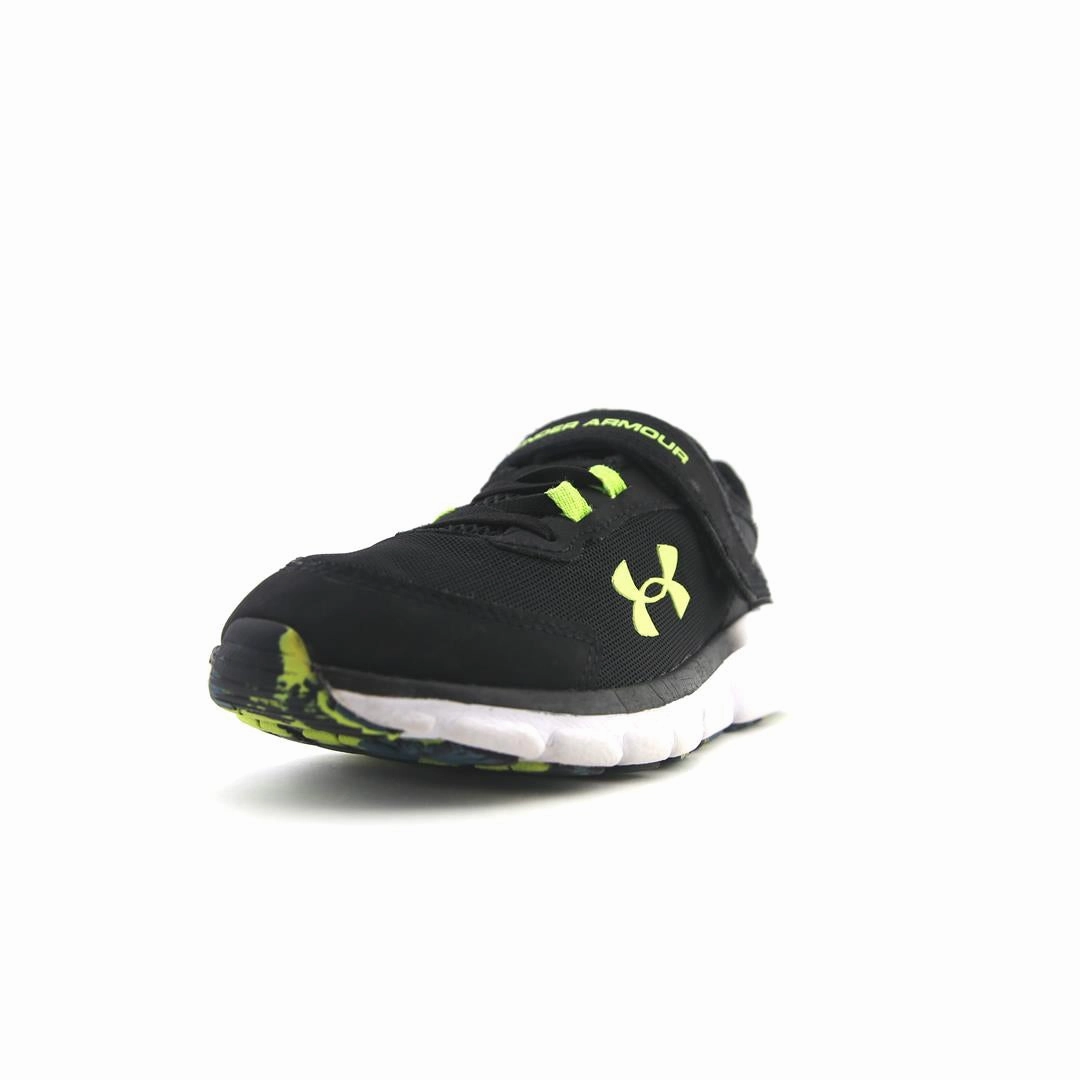 UNDER ARMOUR ASSERT 9 Under Armour sport shoe shots
