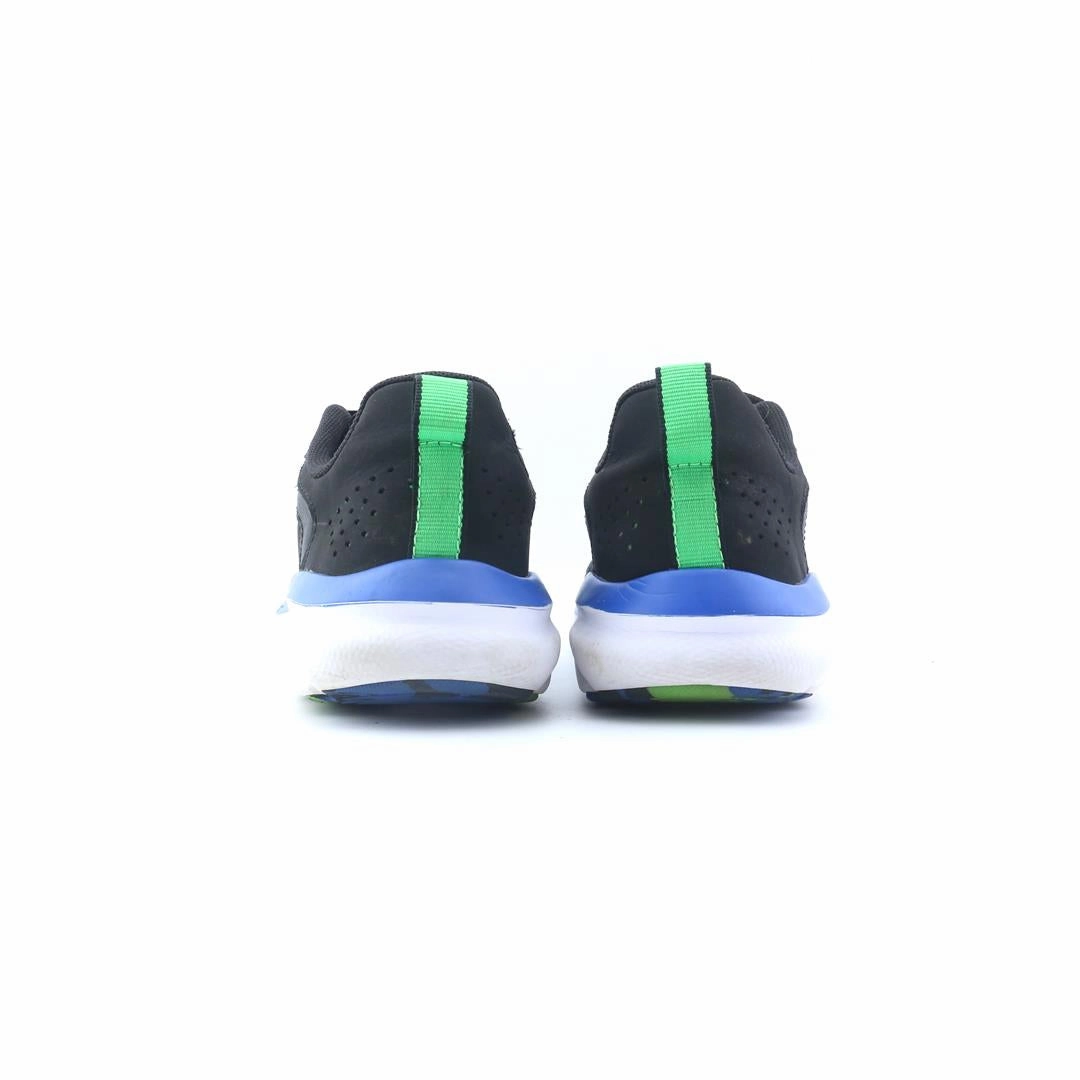 UNDER ARMOUR ASSERT 9 Under Armour sport shoe shots