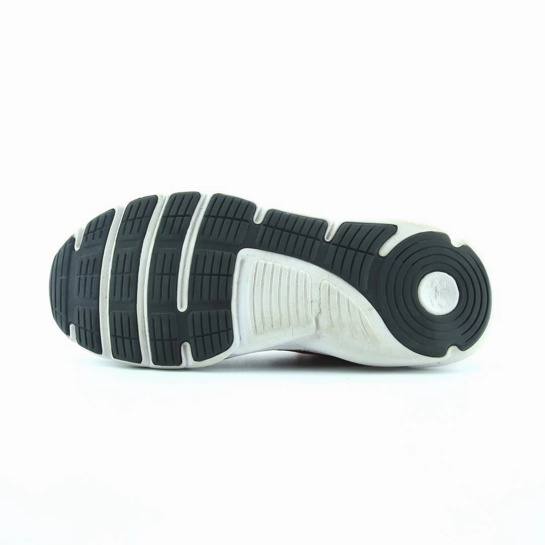UNDER ARMOUR ASSERT 9 Under Armour sport shoe shots