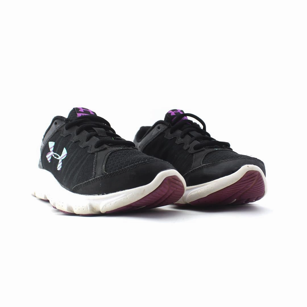 UNDER ARMOUR ASSERT 9 Under Armour trainer close-ups