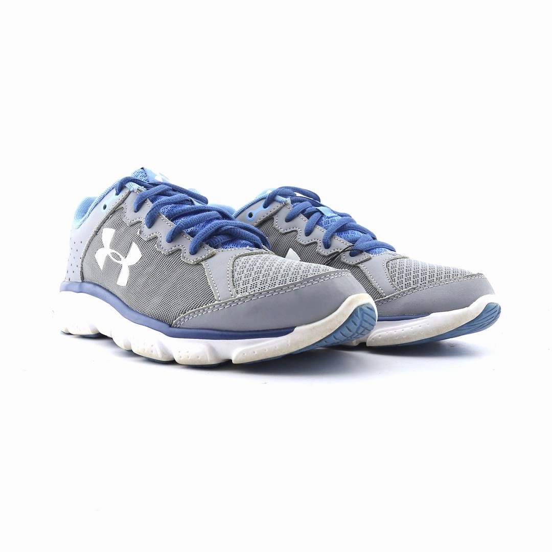 UNDER ARMOUR ASSERT 9 Under Armour trainer close-ups