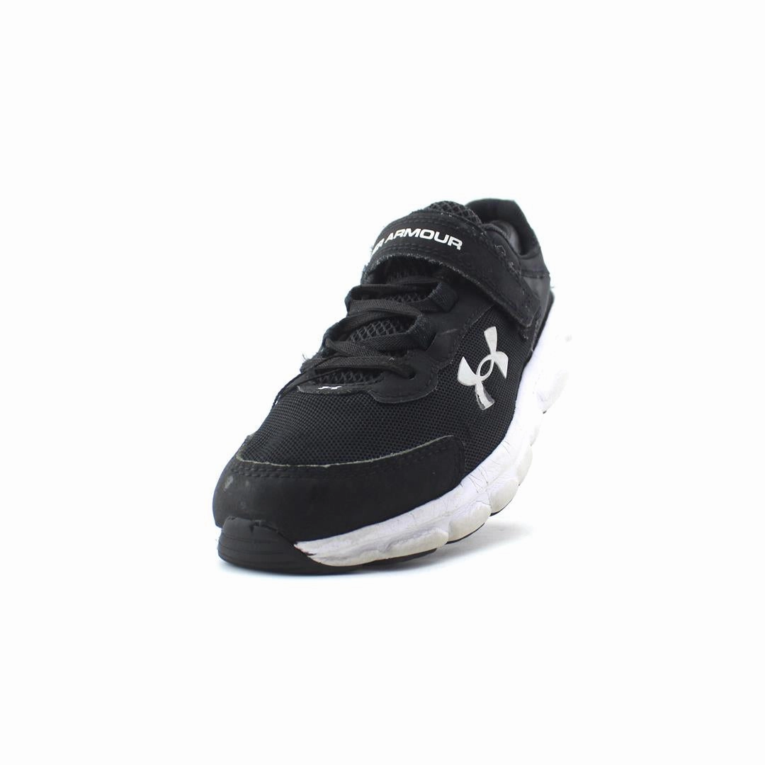 UNDER ARMOUR  ASSERT 9 Under Armour trainer close-ups