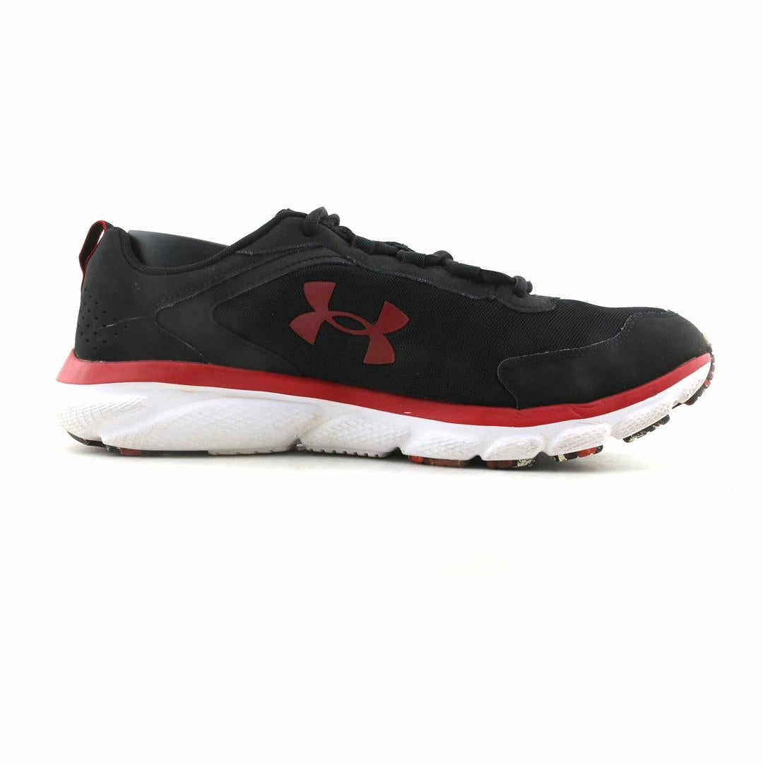 UNDER ARMOUR ASSERT 9 Under Armour trainer close-ups