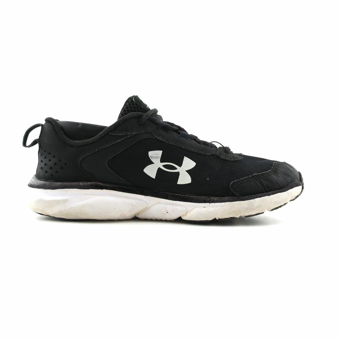 UNDER ARMOUR ASSERT 9 Under Armour trainer close-ups