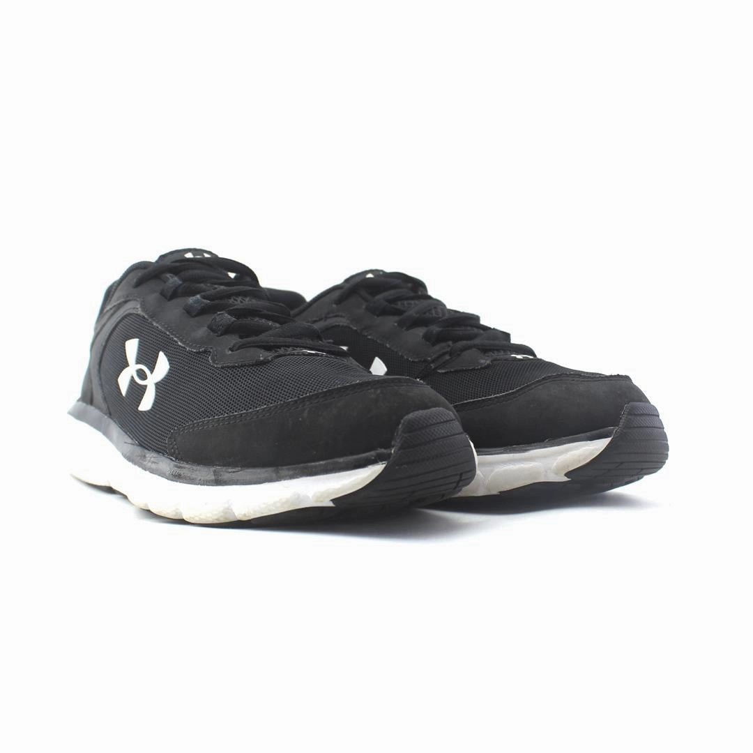 UNDER ARMOUR ASSERT 9 Under Armour trainer close-ups