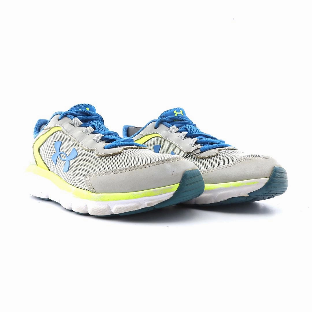 UNDER ARMOUR  ASSERT 9 Under Armour trainer close-ups
