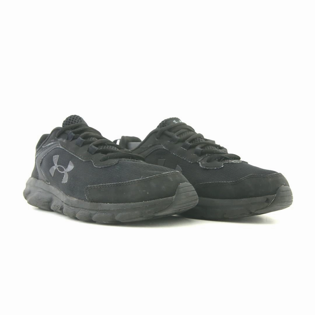 UNDER ARMOUR  ASSERT Under Armour trainer close-ups