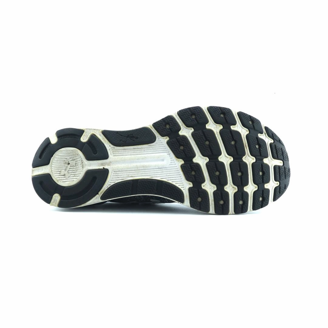 UNDER ARMOUR BANDIT 3 Under Armour sport shoe shots