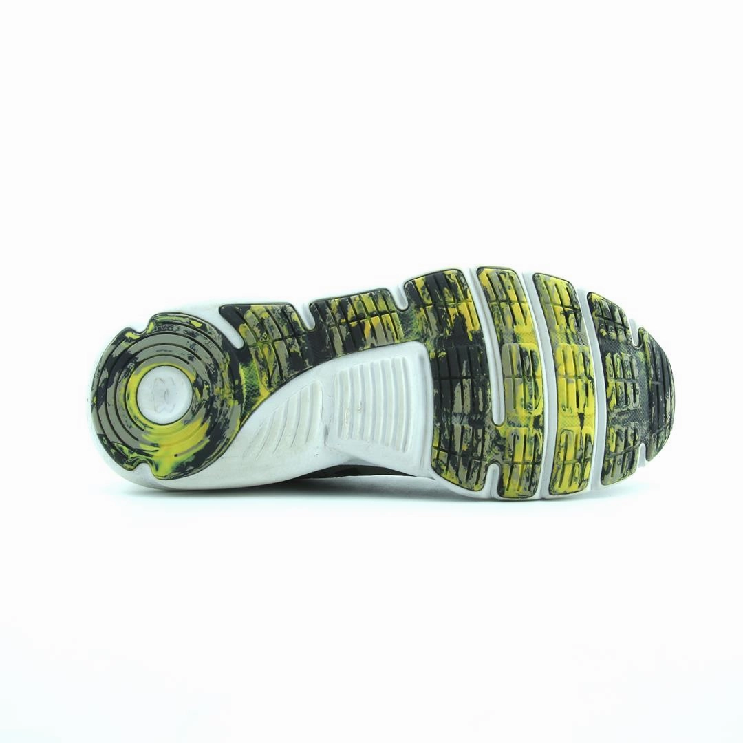 UNDER ARMOUR BGS ASSERT 9 Under Armour sport shoe shots