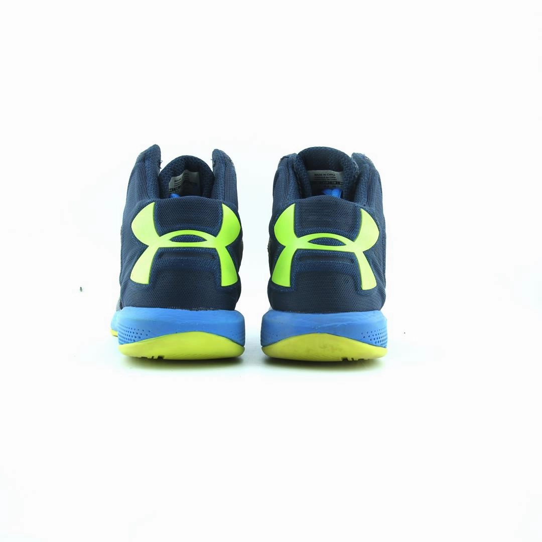 UNDER ARMOUR BGS TORCH Under Armour sport shoe shots