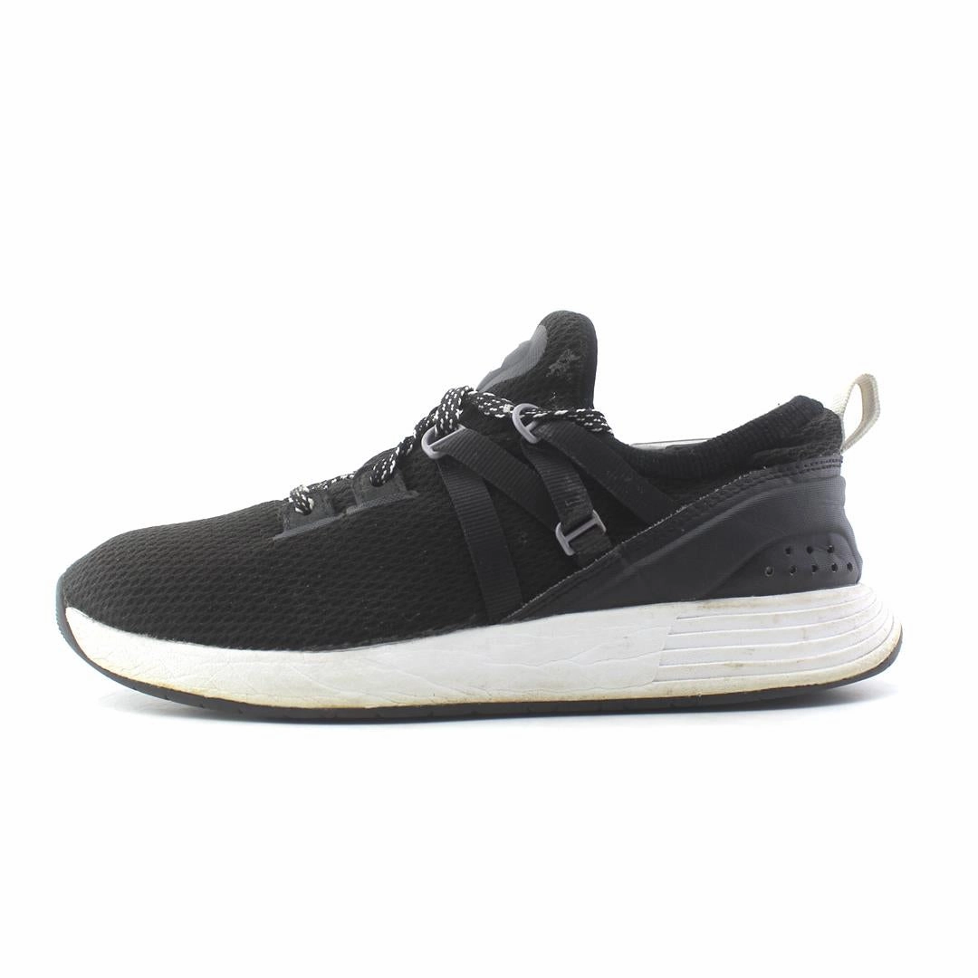 UNDER ARMOUR  BREATHE TRAINER Under Armour supportive training shoes