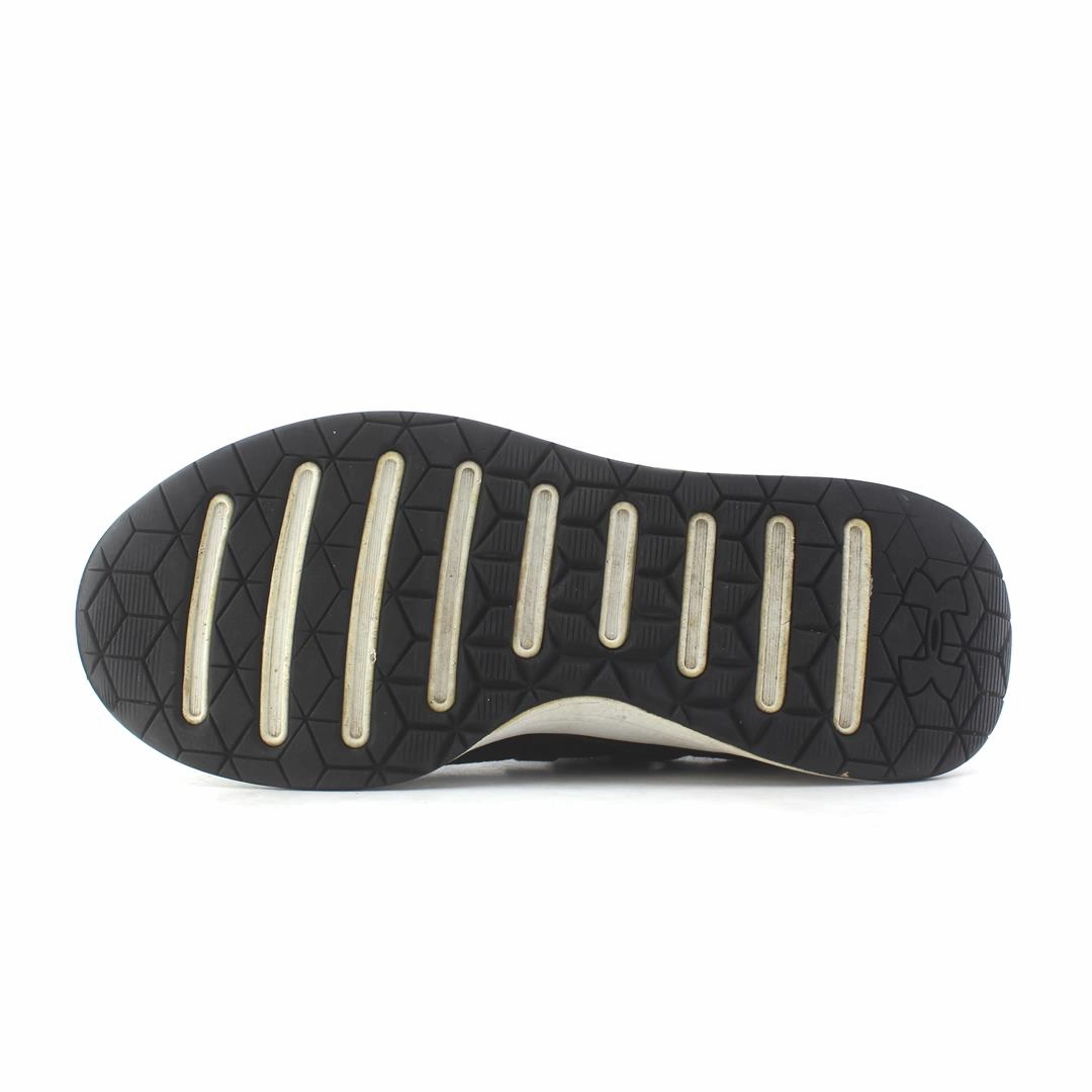 UNDER ARMOUR  BREATHE TRAINER Under Armour trainer close-ups