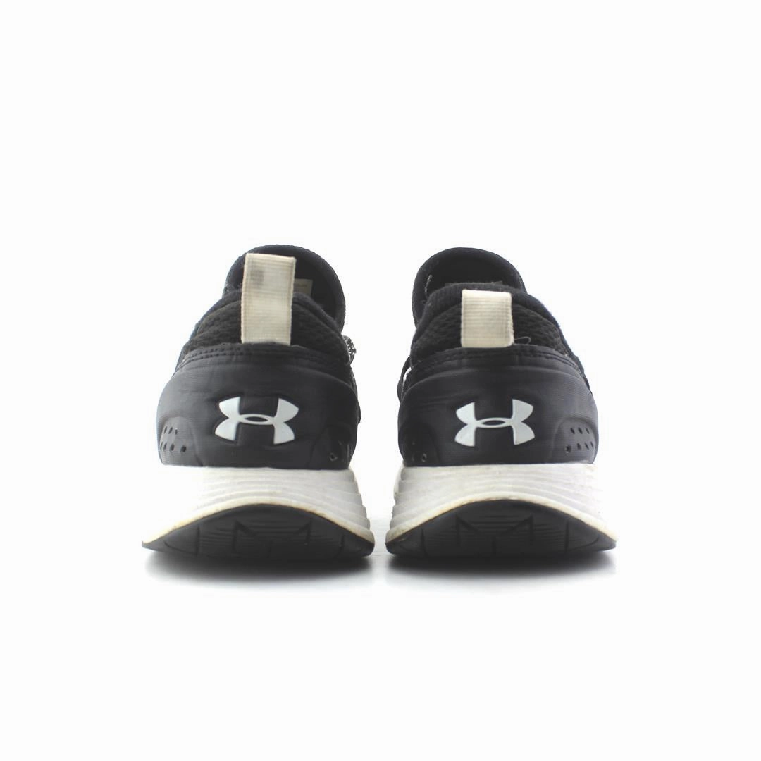 UNDER ARMOUR  BREATHE TRAINER Under Armour trainer close-ups
