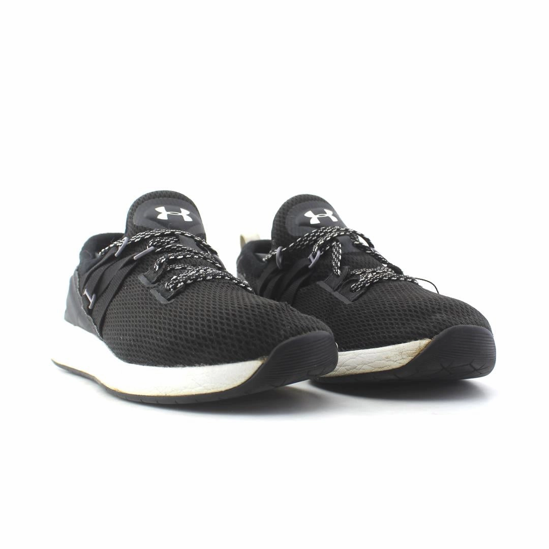 UNDER ARMOUR  BREATHE TRAINER Under Armour trainer close-ups