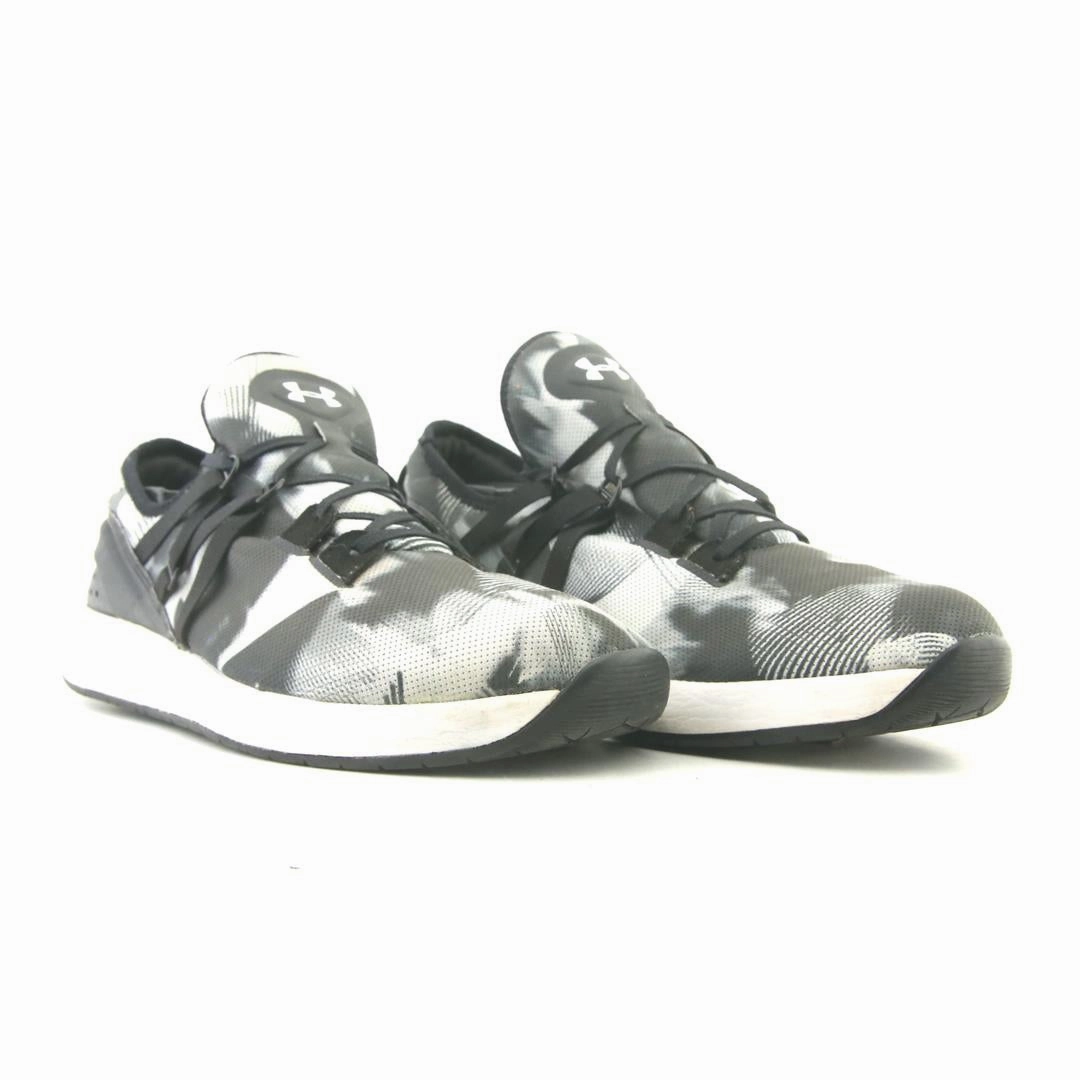 UNDER ARMOUR  BREATHE TRAINER Under Armour trainer close-ups
