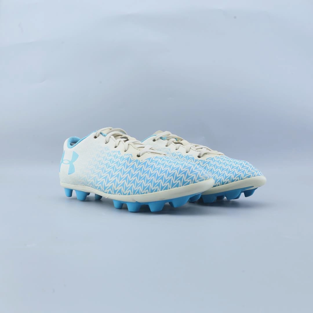 UNDER ARMOUR CF FORCE 3.0 FG Under Armour sport shoe shots