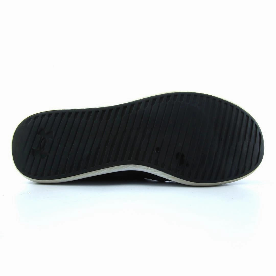 UNDER ARMOUR CHARGED 24 Under Armour trainer close-ups