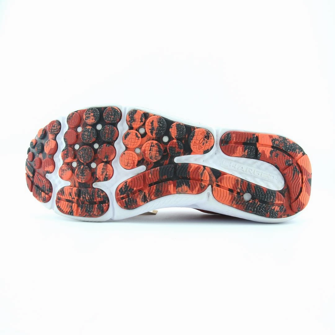 UNDER ARMOUR CHARGED ASSERT 10 Under Armour sport shoe shots