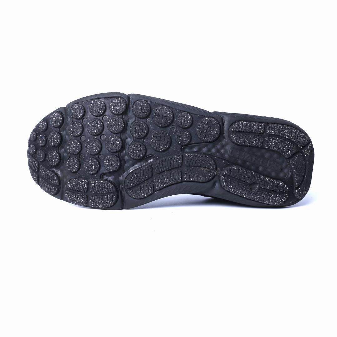 UNDER ARMOUR CHARGED ASSERT 10 Under Armour sport shoe shots