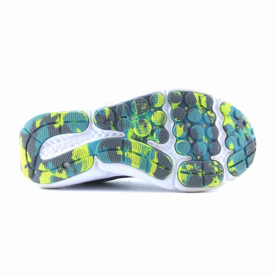 UNDER ARMOUR CHARGED ASSERT 10 Under Armour sport shoe shots