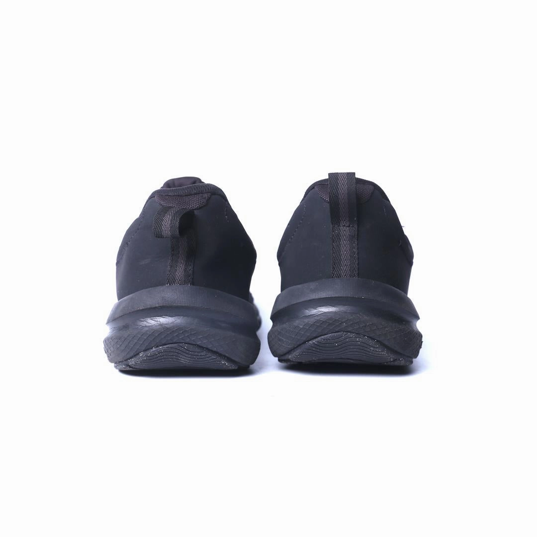 UNDER ARMOUR CHARGED ASSERT 10 Under Armour sport shoe shots