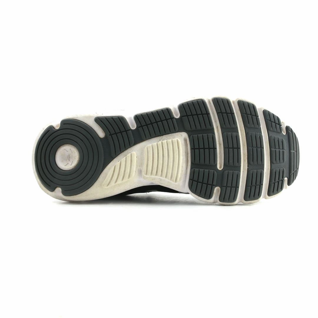 UNDER ARMOUR CHARGED ASSERT 8 Under Armour performance footwear