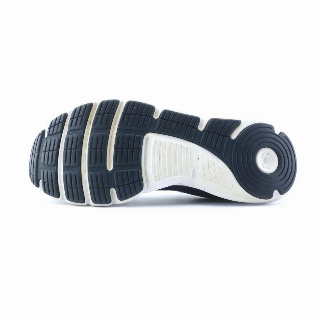 UNDER ARMOUR CHARGED ASSERT 8 Under Armour performance footwear