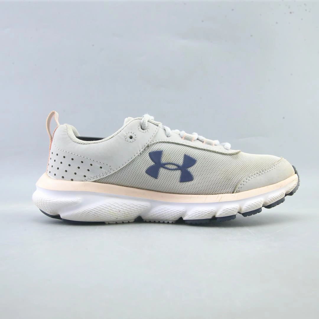UNDER ARMOUR CHARGED ASSERT 8 Under Armour sport shoe shots