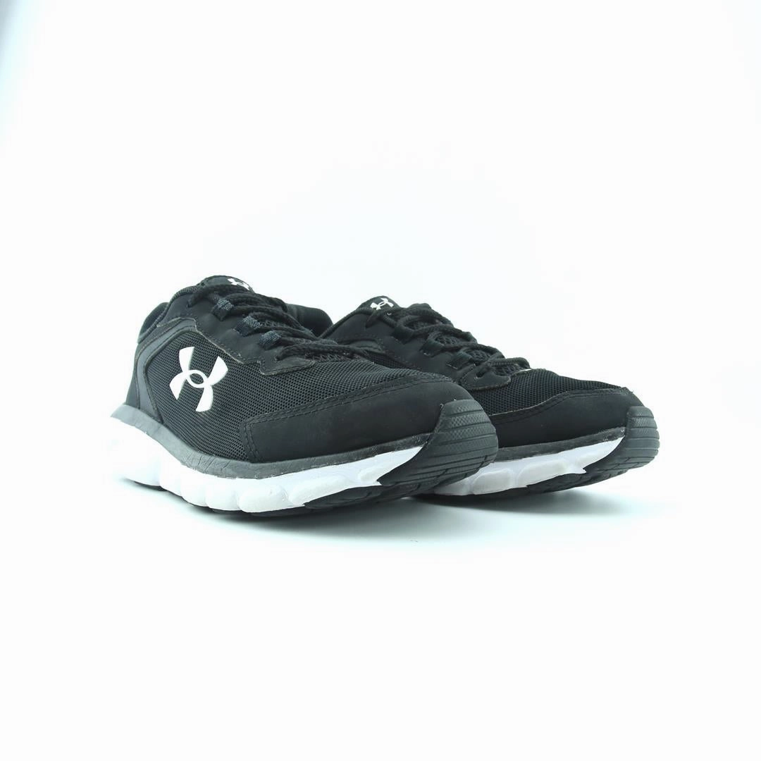 UNDER ARMOUR CHARGED ASSERT 9 Under Armour sport shoe shots