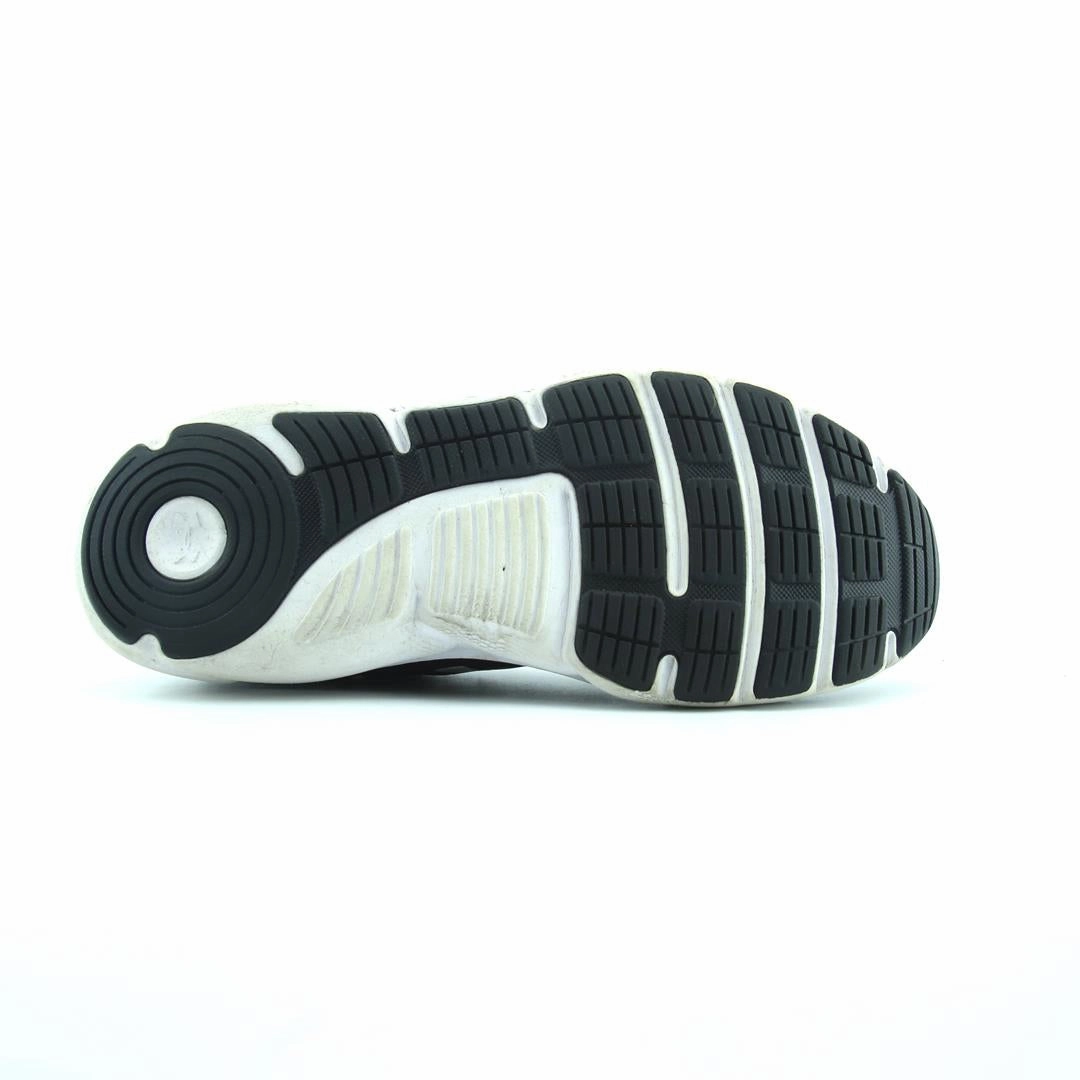 UNDER ARMOUR CHARGED ASSERT 9 Under Armour sport shoe shots