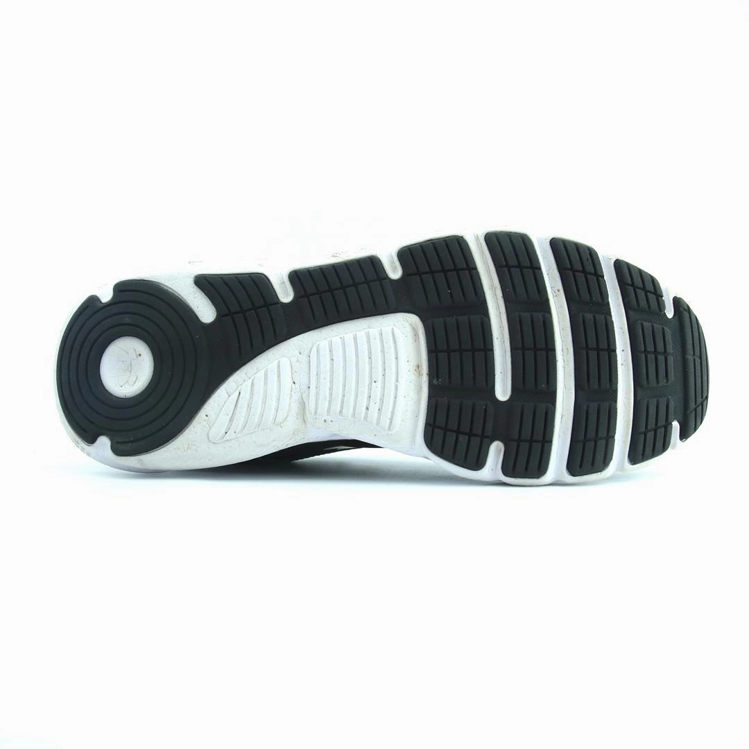 UNDER ARMOUR CHARGED ASSERT 9 Under Armour sport shoe shots
