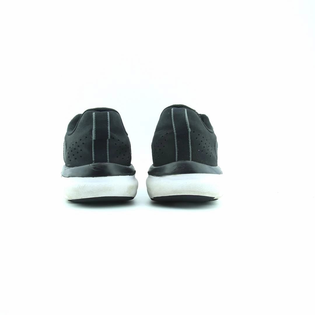 UNDER ARMOUR CHARGED ASSERT 9 Under Armour sport shoe shots