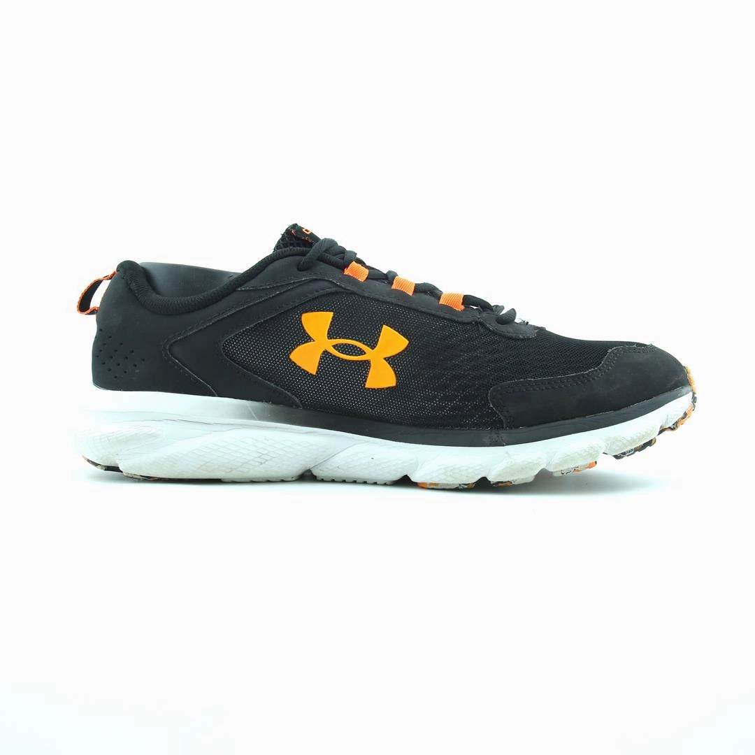 UNDER ARMOUR CHARGED ASSERT 9 Under Armour sport shoe shots