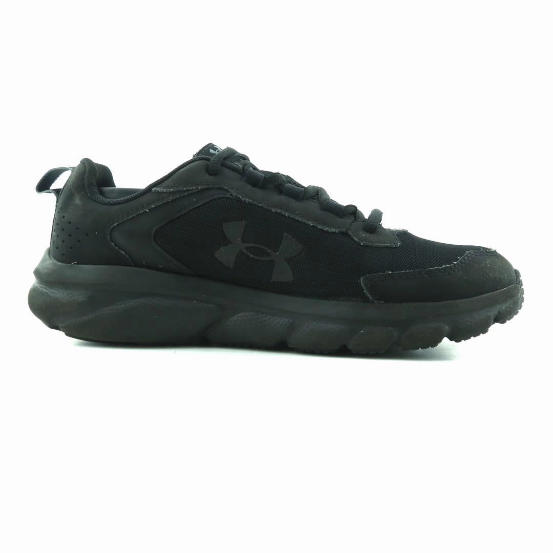 UNDER ARMOUR CHARGED ASSERT 9 Under Armour trainer close-ups