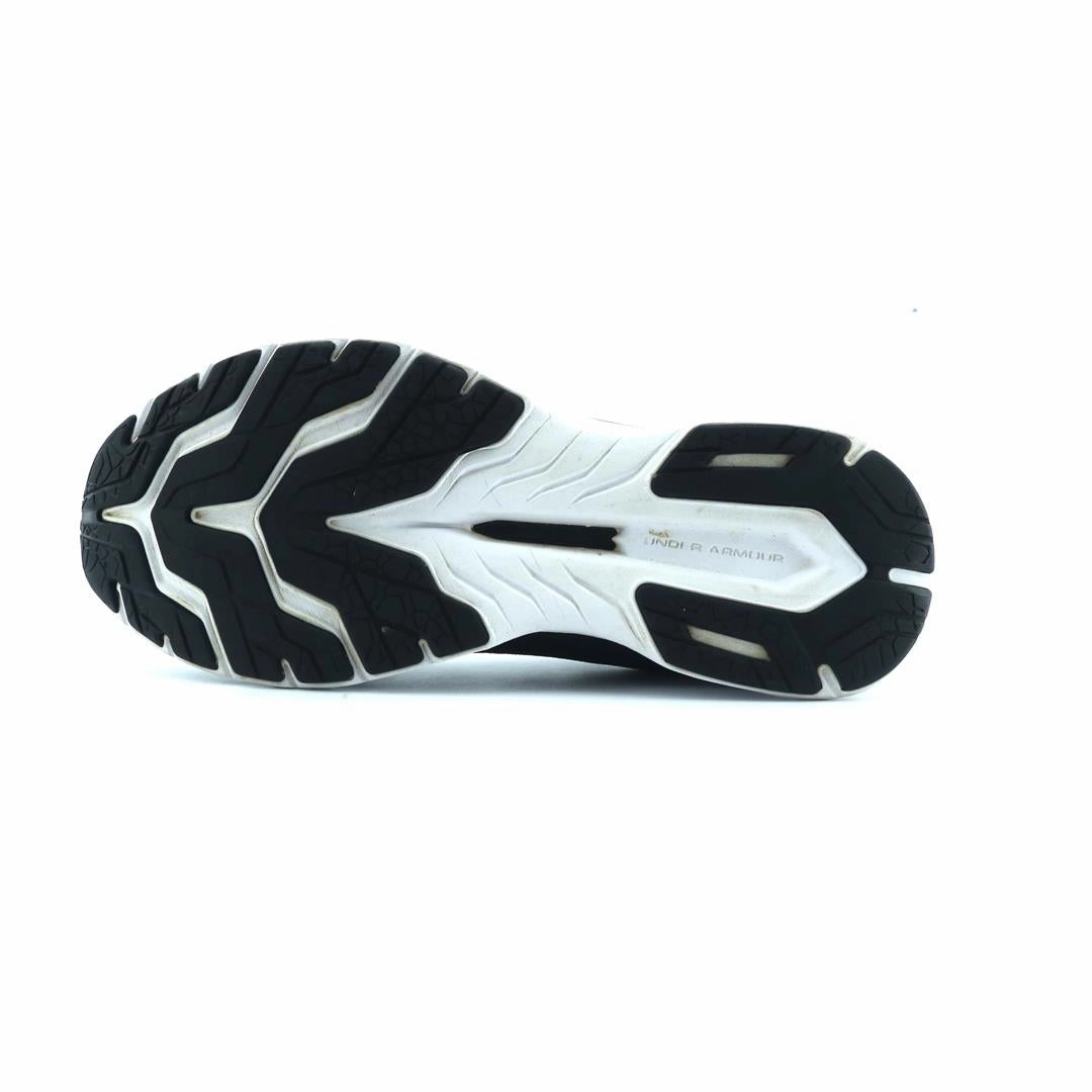 UNDER ARMOUR CHARGED BANDIT 6 Under Armour sport shoe shots