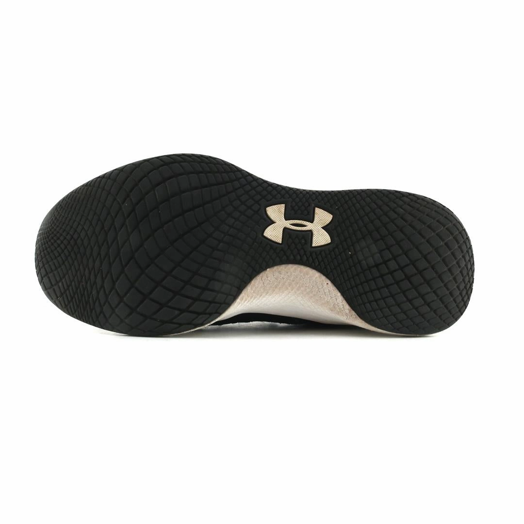 UNDER ARMOUR CHARGED BREATHE 3 Under Armour trainer close-ups