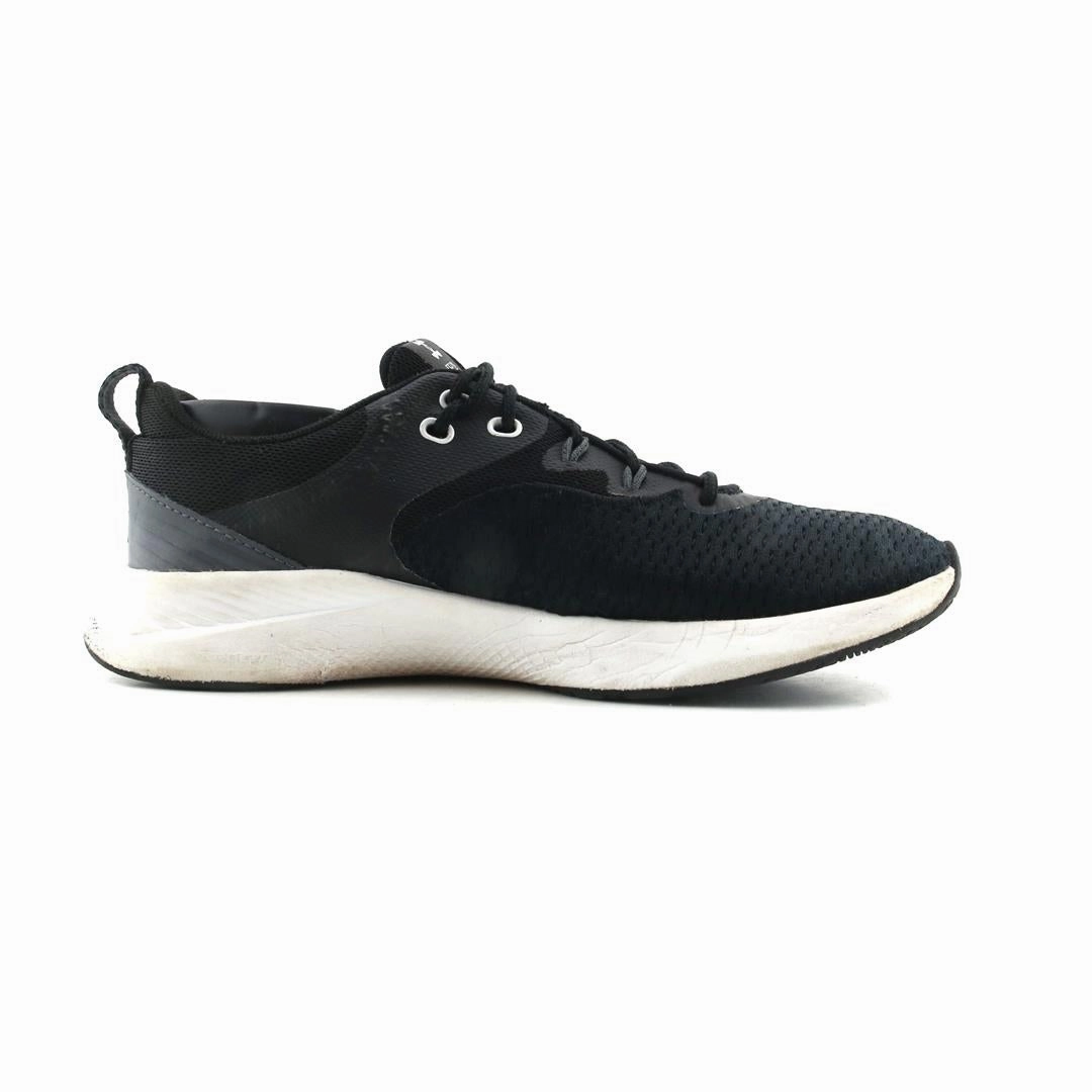 UNDER ARMOUR CHARGED BREATHE 3 Under Armour trainer close-ups