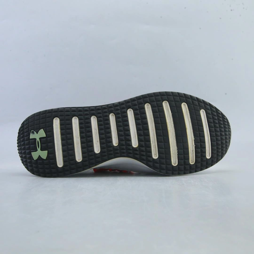 UNDER ARMOUR CHARGED BREATHE LACE Under Armour trainer close-ups